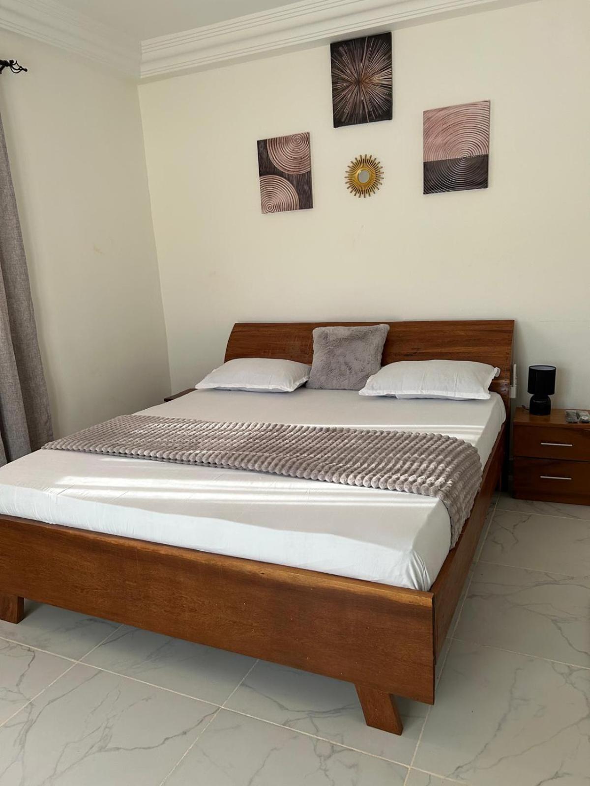 Residence Mina Toubab Dialao Kültér fotó